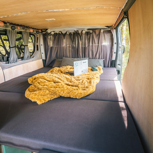 Kit meubles amovibles pour VW T6 / T6.1 Combeing | Aménagement intérieur fourgon et van | Matelas HR35