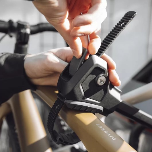 Easy Fold 2 vélos THULE - porte-vélos sur boule d'attelage - réglable