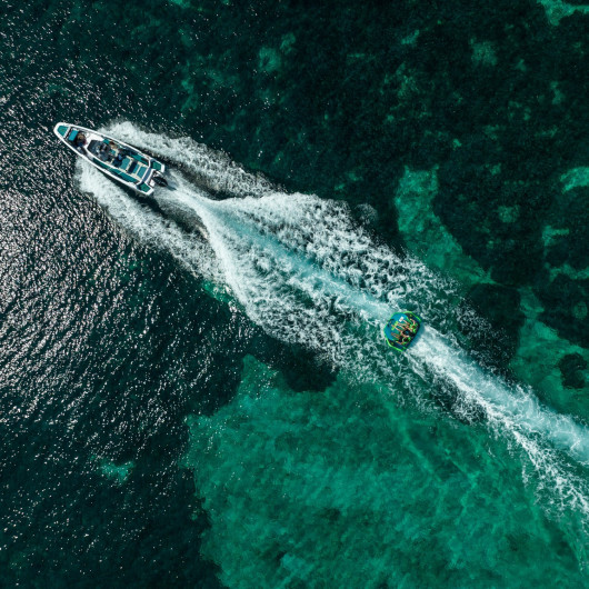 Bouée tractée Binar 3P Jobe - bouée 3 personnes pour glisse en bateau - mer