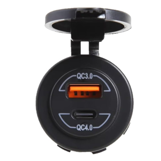 Prise 12 V - Power Line Chargeur USB 3A - 60W HABA, pour bateau, van et camping-car vue prise USB A et C et capuchon