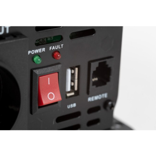 Convertisseur sinusoïdal DC-AC PSW-V2 700 Va Energie Mobile | électricité en van, bateau, camping-car | bouton commande et USB
