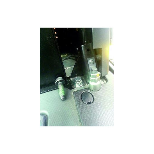 Vis de rechange Coffre Mobile Safe pour camping-car et fougon Ducato | photo installation