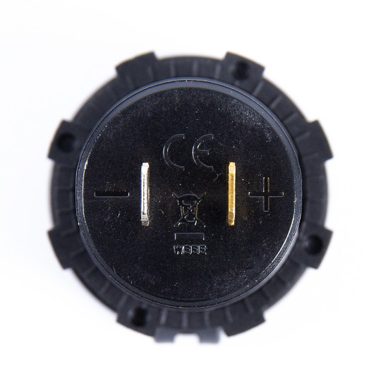 Prise double USB + voltmètre 12V avec interrupteur | Idéal pour réseaux électriques nomades | plots de connexion