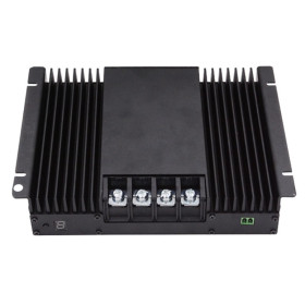 Régulateur de charge Smart-MPPT Energie Mobile 40A / 100 V | Régulateur solaire vu de face