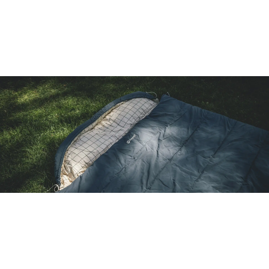 Camper Lux Double blue Outwell | sac de couchage 2 personne avec capuche | photo en situation