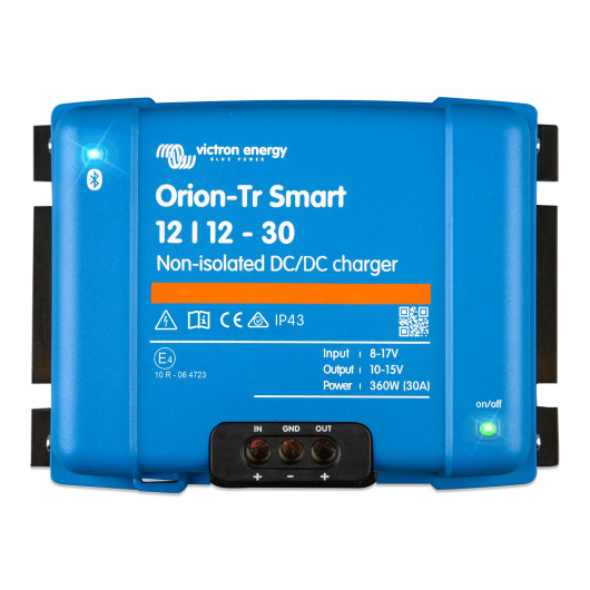 Chargeur DC/DC VICTRON Orion-Tr Smart 12/12 30 A | Chargeur booster pour van, camping-car et bateau | façade