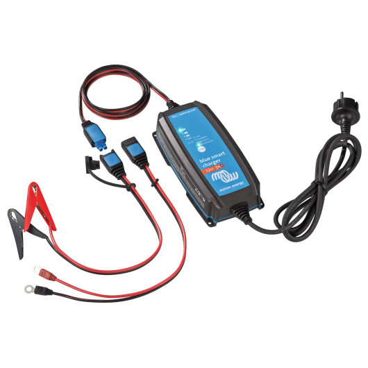 Chargeur Blue Smart IP65 12/7 Victron Energy | Charge batterie 12V en van et bateau | avec accessoires