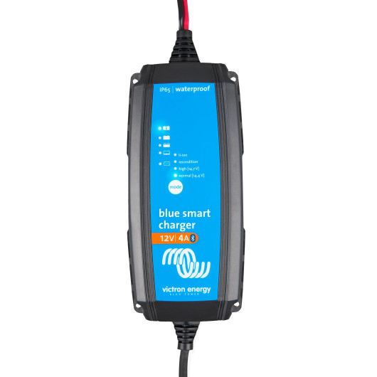 Chargeur Blue Smart IP65 12/4 Victron Energy | Chargeur compact pour batterie 12V | vue de haut