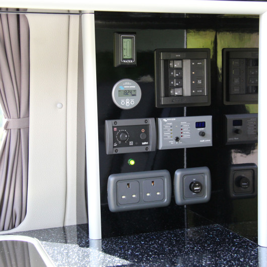 WALLAS XC Duo | Combiné plaque de cuisson + Chauffage panneau de controle