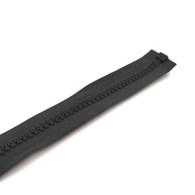 YKK Fermeture injectée 9 mm chaine 10 mm Noir Fermeture injectée 9 mm chaine 10 mm noire YKK | Mercerie & rideau | dents en plastique renforcé