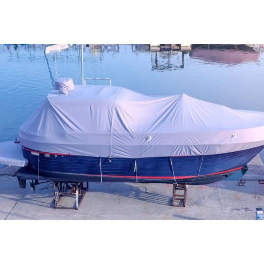NAUTIC CLEAN 04 Détachant Moisissures tissus - Produit d'entretien & de nettoyage bateau | bateau sur terre plein avec bâche
