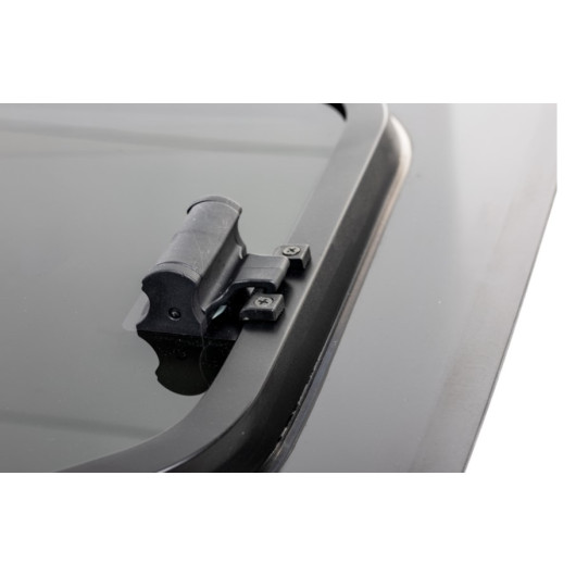 Fenêtre coulissante avant gauche Carbest | Renault Trafic 3 en verre - ECE R43 - VASP | vue intérieur + loquet