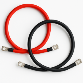 Câble de puissance avec cosses pour électricité bateau ou véhicule aménagé - photo illustration, câble rouge et câble noir