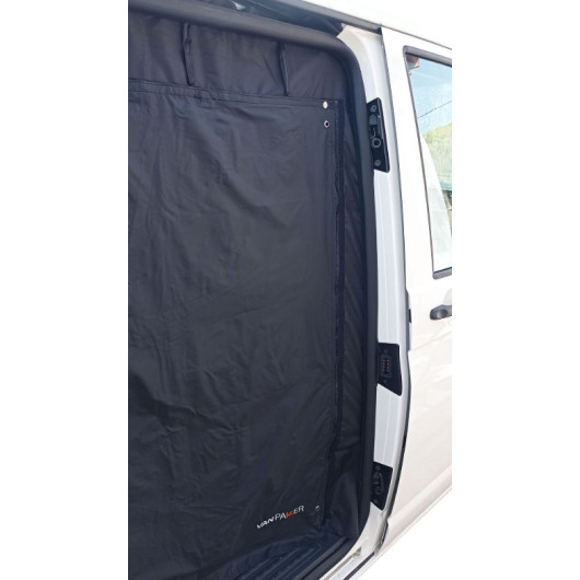 Moustiquaire porte latérale van aménagé Vanpakker C1 - VW T5/T6, Expert, Jumpy | vue de l'arrière du fourgon