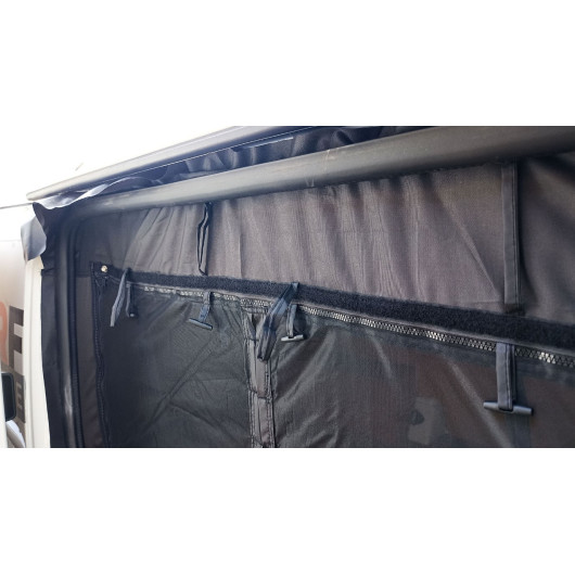 Moustiquaire porte latérale van aménagé Vanpakker C1 - VW T5/T6, Expert, Jumpy | zoom sur sangle