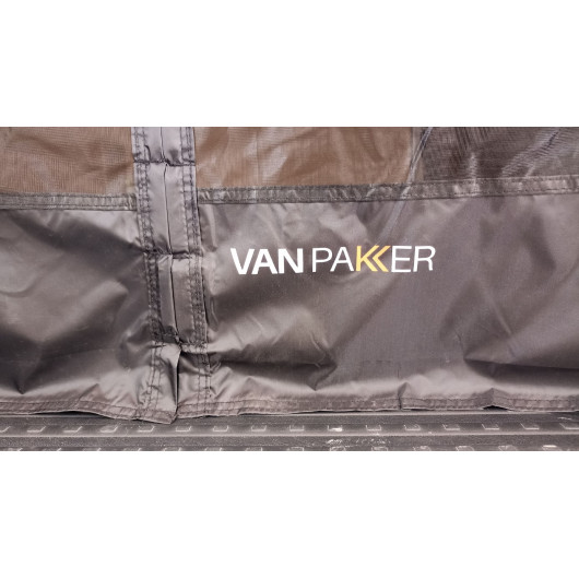 Moustiquaire porte latérale van aménagé Vanpakker C1 - VW T5/T6, Expert, Jumpy | zoom sur logo marque