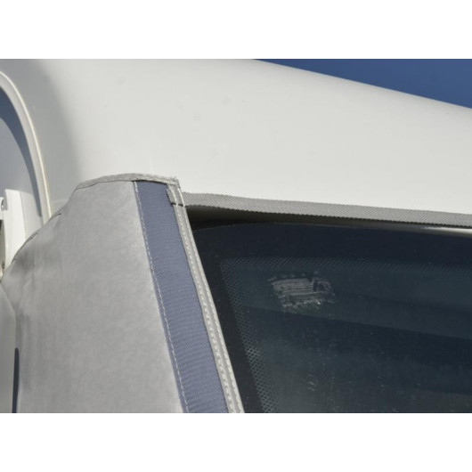Volet Isoval Intégral pour camping-car intégral Pilote Galaxy et Bavaria Initial | haut pare-brise