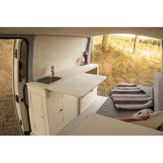 Meuble latéral universel A3V2 avec table Simple Vans | Aménagement bois contreplaqué pour van et fourgon | Intérieur