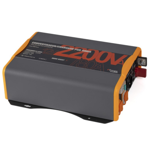 vu côté convertisseur-chargeur PROCOMBI 2200 VA