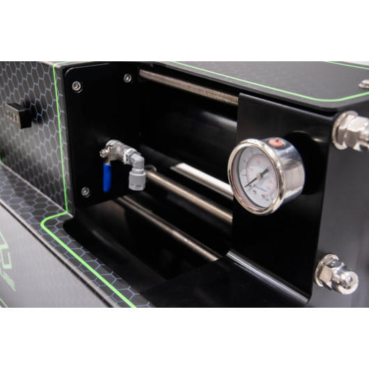Dessalinisateur Schenker QUBE 100  100 L/h 12 V & 24 V | Osmose inverse pour traitement eau de mer | manomètre