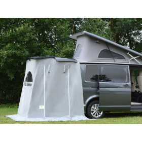Sas arrière hayon Custom 1 - Spacecamp CLAIRVAL - vue porte ouverte
