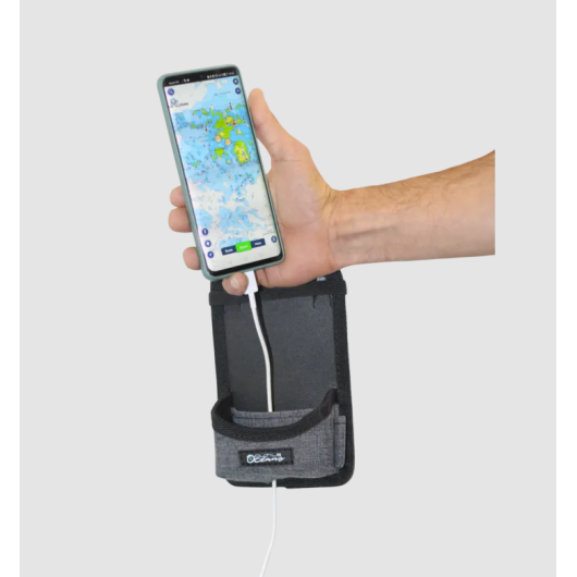Étui smartphone Bayaphone Outils Oceans | Passage du câble de recharge du téléphone