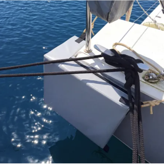 Pare‑battage d’angle en L Outils Océans | Protection angle de la coque du bateau