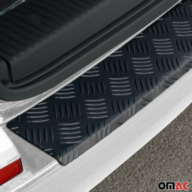 Protection seuil de coffre aluminium VW T6 OMAC - accessoire carrosserie fourgon aménagé