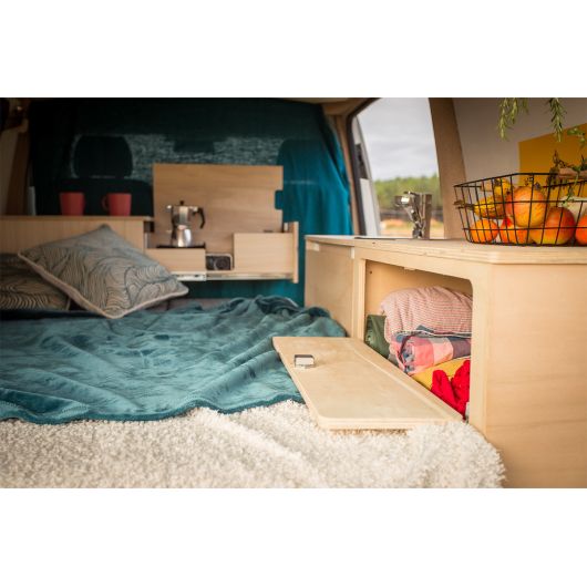 Meuble en bois latéral avec grande tablette A4V2 VW T5 / T6 Simple Vans | Ameublement van aménagé