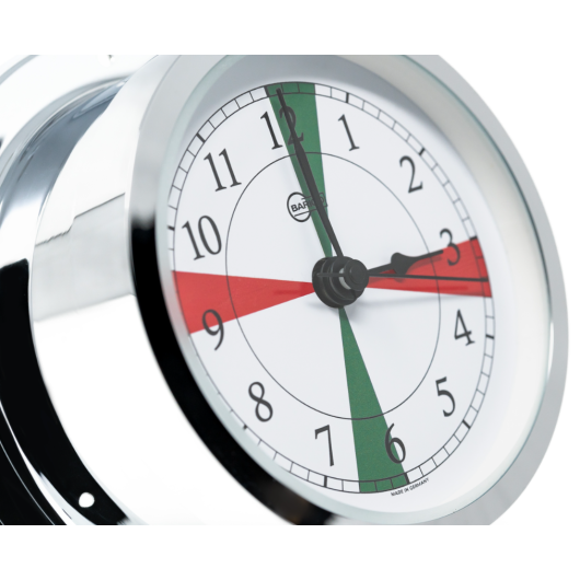 Horloge au quartz avec secteurs laiton chromé BARIGO