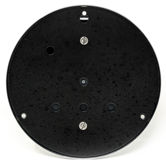 Horloge au quartz avec secteurs laiton chromé BARIGO