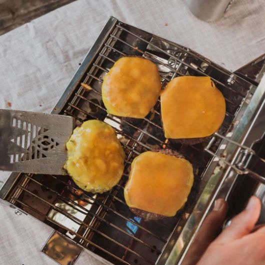 Barbecue portable rectangle Magma Beach Fire Inox Poli miroir | VUE LIFESTYLE DES BURGERS