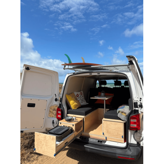 Kit ameublement bois pour Trafic, Jumpy, Custom Oyat de LostVan | Aménagement intérieur van