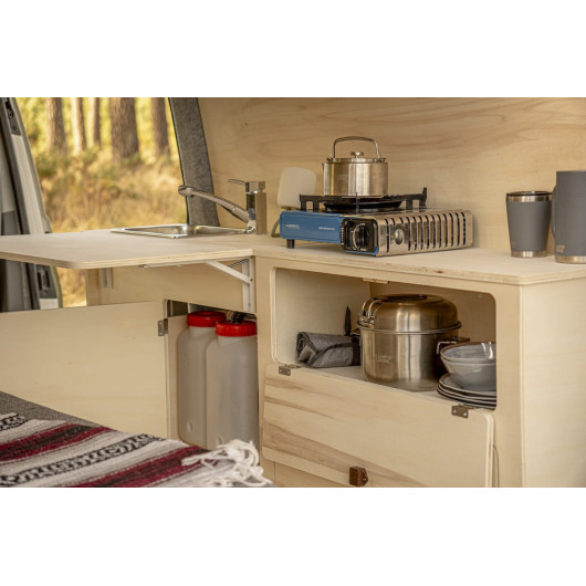 Meuble latéral grande table L2 (XL) A3V2 - Jumpy / Expert 3 - SIMPLE VANS - vue arrière du van coffres ouverts
