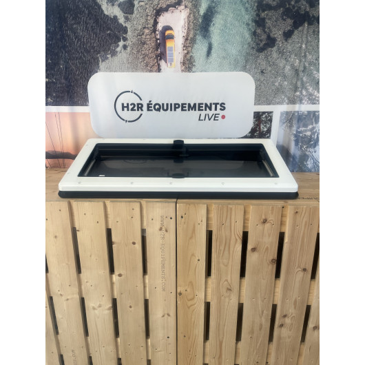 Fenêtre S10 projetable reconditionnée Dometic | baie latérale pour carrosserie de van, fourgon et camping-car | ouverte