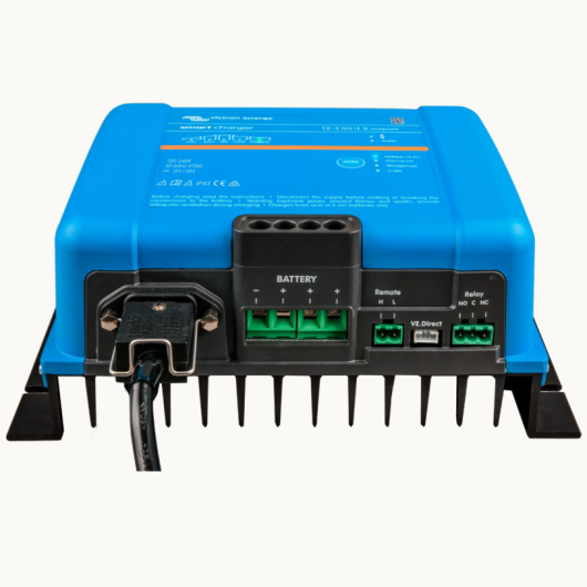 Chargeur Phoenix Smart IP43 Victron Energy version 3 soties - connexions Elec