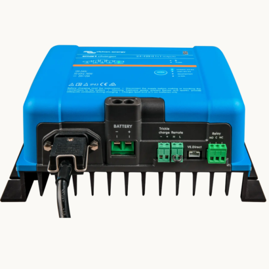 Chargeur Phoenix Smart IP43 24V 25A Victron Energy version 1+1 sorties - connexions électrique