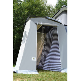 Spacecamp CLAIRVAL - sas arrière pour mini van et fourgons à double portes arrières.