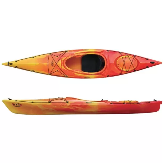 RTM Mezzo Standard petit kayak de mer polyéthylène.