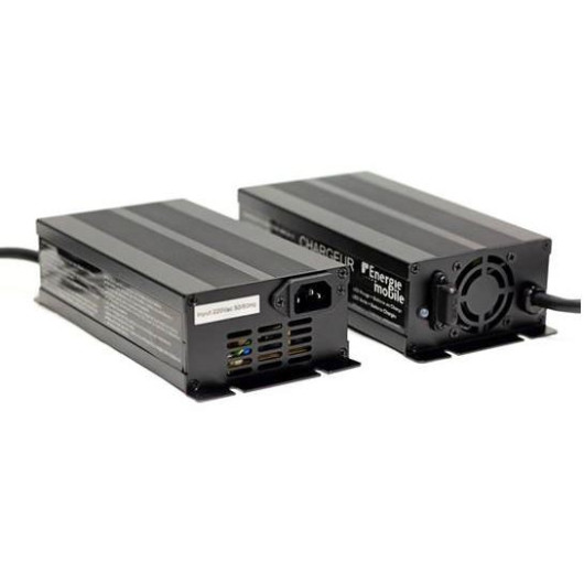 EM MBC12-20 chargeur de batterie 12V bateau et camping-car. vu avant et arrière
