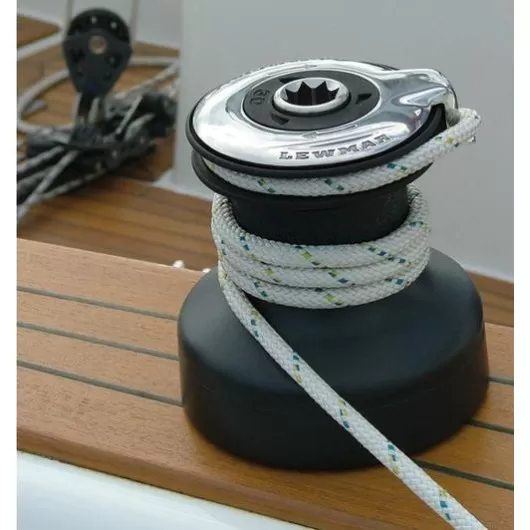LEWMAR Evo 30 ST le dernier modèle de winch de la marque, haute gamme pour voilier 8 10 m : Accessoire et accastillage bateau.