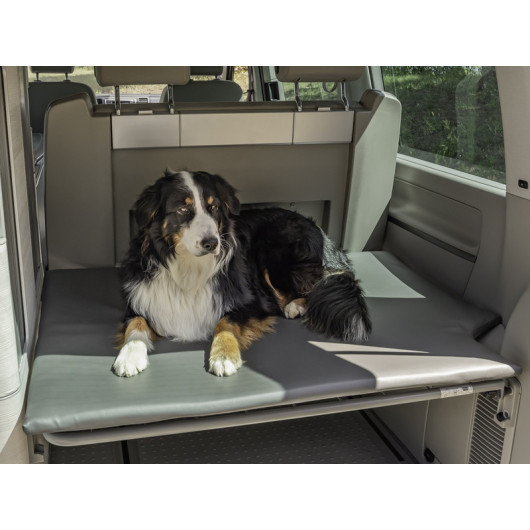 Matelas pour chien T5-T6 California CAMP4 - matelas cuir pour le couchage de votre chien en van.