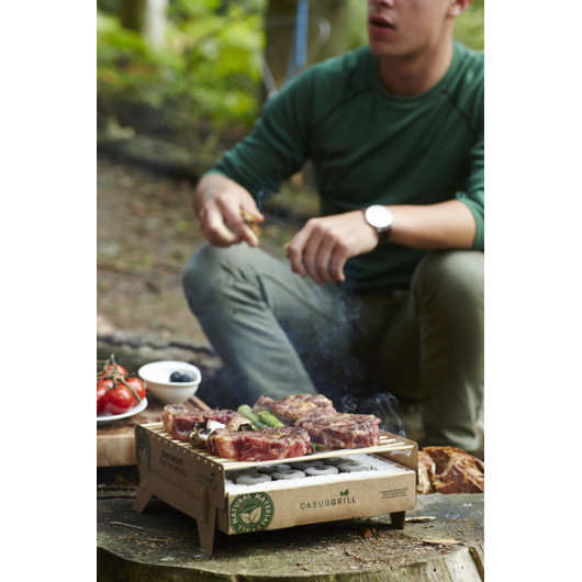 Grill jetable CASUSGRILL - grill jetable en carton et en bambou pour le camping.