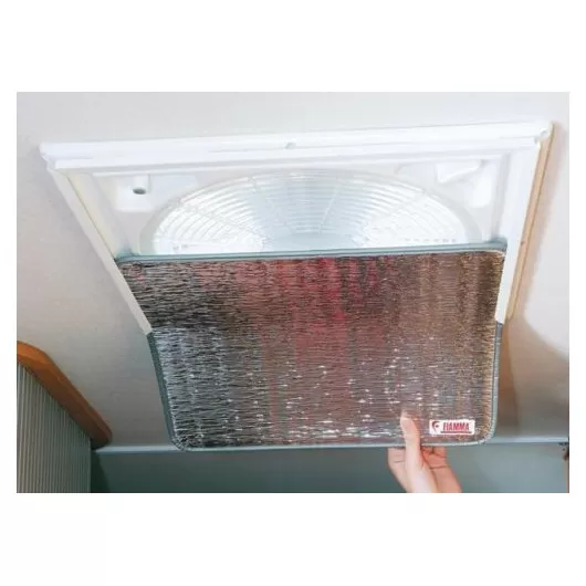 Thermo Vent 40 Fiamma | rideau isolant pour lanterneau de toit de camping-car et van aménagé - mise en place