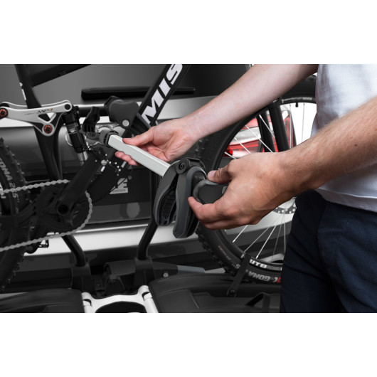 EasyFold XT 2 THULE - porte-vélos sur attelage basculant pour les mini-van et fourgons aménagés.