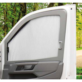 REMIS Remi Front V MAN TGE depuis 2019 - Rideau isolant camping-car - H2R Equipements.