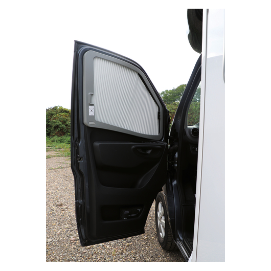 REMIS Remi Front IV Sprinter - Rideau isolant & occultant camping-car - H2R Equipements.