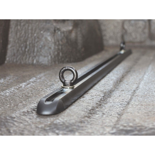 Cargo Rail Aéro 1150 mm FRONT RUNNER - rail avec oeillets pour sécuriser vos équipements dans votre soute ou bateau.