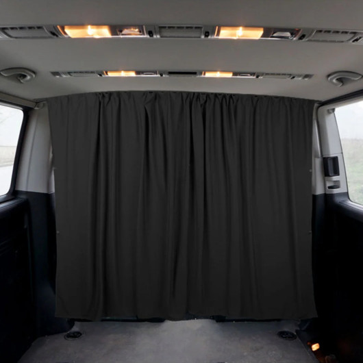 Rideau séparation cabine universel van et fourgon - Omac avec rail - Accessoire vanlife - noir fermé dans le van
