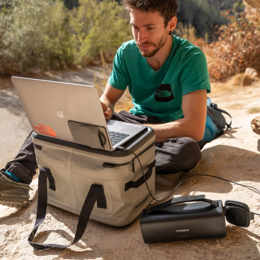 PLB15 Portable Battery DOMETIC - Batterie lithium station d'énergie nomade 15 A | 12 V pour activités nomades